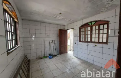 Casa com 2 quartos à venda na Rua Ciro Monteiro, Jardim Guayana, Taboão da Serra