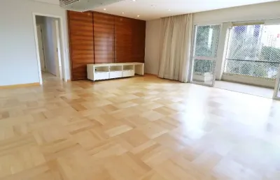 Apartamento lindo e reformado em uma excelente rua do morumbi