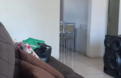 Sobrado com 2 quartos e sala comercial bairro sitio cercado