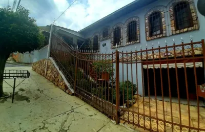 Casa com 2 quartos à venda na rua mércia siqueira prates, 183, santa amélia, belo horizonte por r$ 520.000