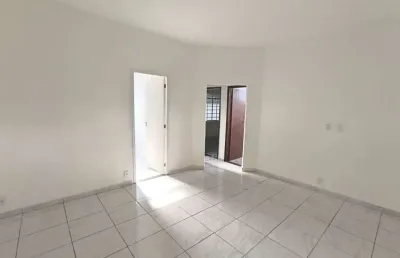Apartamento com 2 quartos para alugar na rua padre pedro pinto, 2680, venda nova, belo horizonte por r$ 2.300