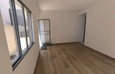 Casa com 2 quartos para alugar na geralda marinho, 333, são joão batista, belo horizonte por r$ 2.000