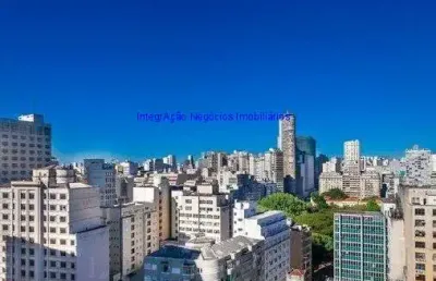 Apartamento mobiliado 45m², 02 dormitórios e 01 banheiro.  condomínio com segurança, portaria, piscina, churrasqueira e salão de festas.  excelente