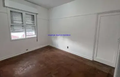 Apartamento 108m², 3 dormitórios e 2 banheiros.   excelente localização, à 10 minutos andando para a estação do metrô são joaquim.