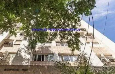 Apartamento  92m², 02 dormitórios, 02 banheiros e 01 vaga de garagem.  condomínio com portaria, segurança.  excelente localização