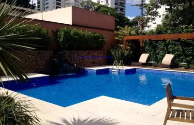 Apartamento 227m², 04 dormitórios (sendo 02 suítes), 03 banheiros e 02 vagas de garagem.  condomínio com segurança e portaria, piscina, salão de festa