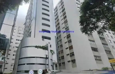 Conjunto comercial 200m², 04 salas e 04 banheiros.   condomínio com recepção e segurança.  excelente localização entre as ruas sergipe, para