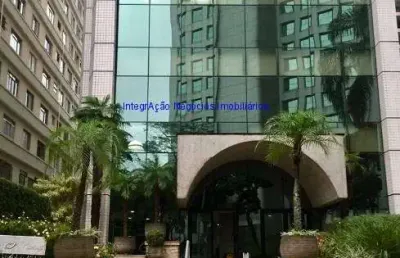 Conjunto comercial 52m², 02 banheiros e 02 vagas na garagem.  condomínio com recepção e segurança.  excelente localização