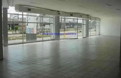 Armazem  3.432m², 04 banheiros e 12 vagas na garagem. excelente localização, á 5 minutos andando para a estação do metrô imperatriz leopoldina;