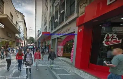 Loja 360m² e 02 banheiros.  excelente localização á 5 minutos andando para a estação do metro sé; entre as ruas josé bonifácio, libero badaró e