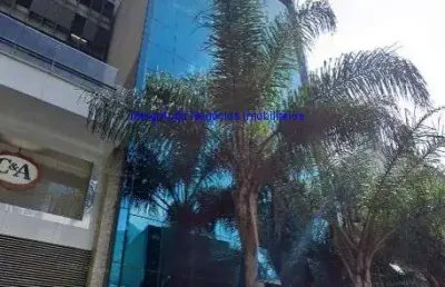 Conjunto comercial 84,30m², 01 banheiro e 01 vaga de garagem.  condomínio com recepção e segurança.  excelente localização á 1 minuto andando