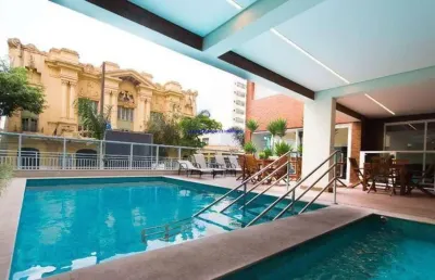 Apartamento 45m², 01 dormitório (sendo suíte), 02 banheiros e 01 vaga na garagem.  condomínio com portaria, segurança 24hrs, piscina, academia