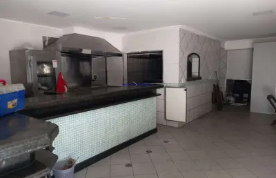 Loja 70m², 02 banheiros.  excelente localização a 10 minutos  andando para a estação do metrô luz; entre as avenidas ipiranga, rio branco