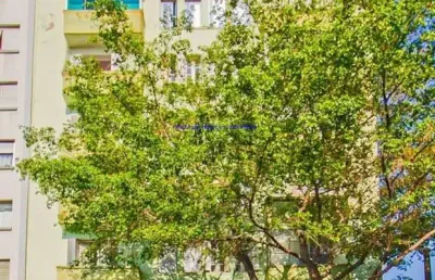 Apartamento 68m², 01 dormitório, 01 banheiro e 01 vaga na garagem.  condomínio com portaria, segurança 24hrs.  excelente localização