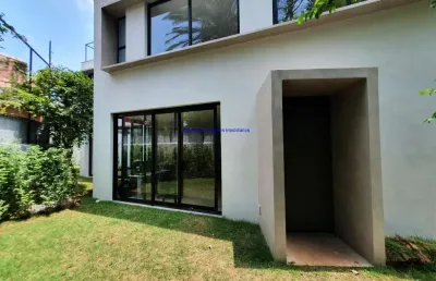 Sobrado 318m², 03 dormitório (sendo suítes),  04 banheiros e 02 vagas.  excelente localização  entre as ruas honduras, conselheiro zacarias