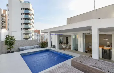 Apartamento cobertura duplex 320m², 03 dormitório (sendo 01 suíte), 03 banheiros e 03 vagas na garagem.  condomínio com portaria, segurança 24hrs