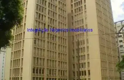 Apartamento 275m², 04 dormitórios (sendo 02 suítes), 05 banheiros e 04 vagas na garagem.  condomínio com portaria, segurança 24hrs e salão de festa