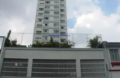 Condomínio com portaria e segurança 24hrs; lavanderia, e jardim.  excelente localização á 10 minutos andando para a estação do metrô higienópolis