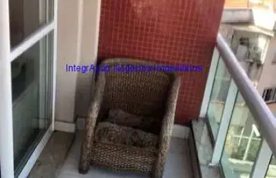 Apartamento 39m², 01 dormitório, 01 banheiro e 01 banheiro.  condomínio com portaria, segurança 24hrs, piscina, churrasqueira, salão de festas.
