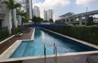 Apartamento duplex 225m², 03 dormitórios (sendo suítes), 04 banheiros e 03 vagas na garagem.   condomínio com portaria, segurança 24hrs, piscina.