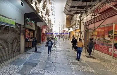 Conjunto comercial 30m², 01 sala e 01 banheiro.  condomínio com recepção e segurança 24hrs.  excelente localização á 3 minutos andando para a estação