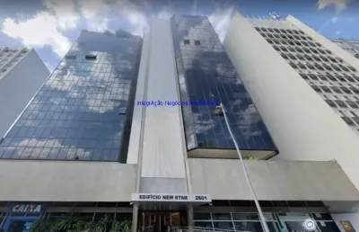 Conjunto comercial 707,70m², 04 banheiros e 04 vagas na garagem.  condomínio com portaria e recepção.  excelente localização entre as ruas escócia.