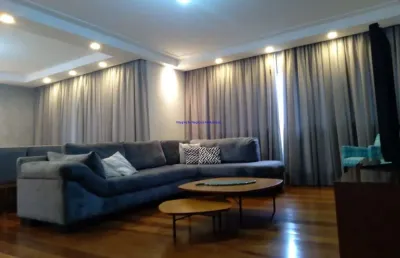 Apartamento 178m², 04 dormitórios (sendo 01 suíte), 03 banheiros e 02 vagas na garagem.    condomínio com portaria 24hrs, piscina, academia.