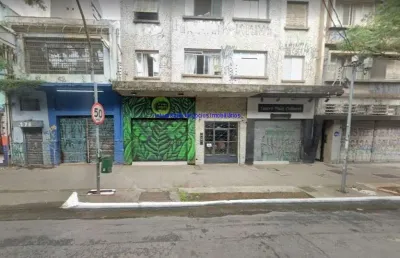 Galpão 460m² e 01 banheiro.   excelente localização á 7 minutos andando para a estação do metrô república e santa cecília; entre as ruas santa isabel