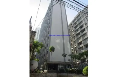 Apartamento 161m², 03 dormitórios (sendo 01 suíte), 03 banheiros e 01 vaga na garagem.    condomínio com portaria 24hrs e salão de festa.