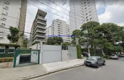 Apartamento cobertura duplex 609m², 02 dormitórios (sendo suítes), 03 banheiros e 06 vagas na garagem.   condomínio com portaria 24hrs.