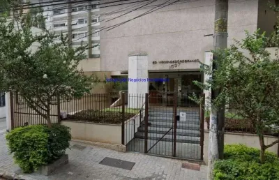 Apartamento 100m², 03 dormitórios (sendo 01 suíte), 02 banheiros e 01 vaga na garagem.    condomínio com portaria, segurança 24hrs, playground