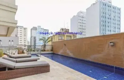 Condomínio com portaria, segurança 24hrs, piscina e salão de jogos.  excelente localização á 1 minuto andando da estação do metrô luz;