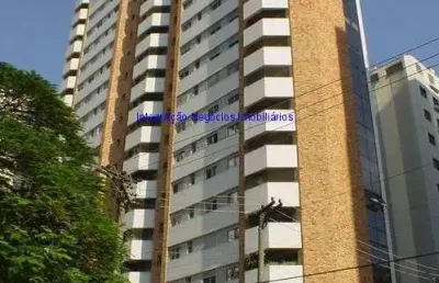 Apartamento 188m², 04 dormitórios (sendo 01 suíte), 02 banheiros e 03 vagas na garagem.  condomínio com portaria, segurança 24hrs, piscina
