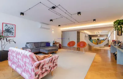 Apartamento 253,20m², 04 dormitórios (sendo 02 suítes), 04 banheiros e 02 vagas na garagem.  condomínio com portaria, segurança 24hrs, lazer infantil