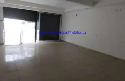 Loja 152m², 04 banheiros.    excelente localização á 7 minutos andando para a estação do metrô são joaquim; entre as ruas taguá, doutor siqueira