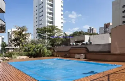 Apartamento 235m², 04 dormitórios (sendo suítes), 05 banheiros e 04 vagas na garagem.    condomínio com portaria, segurança 24hrs, salão de festa,