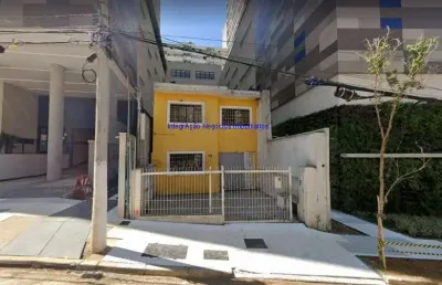 Sobrado comercial 130m², 08 salas, 03 banheiros e 04 vagas na garagem.  excelente localização á 5 minutos andando para a estação do metrô consolação;