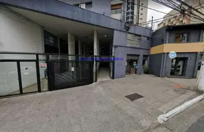 Apartamento 70m², 02 dormitórios, 02 banheiros 01 vaga na garagem.    condomínio com portaria e segurança 24hrs.  excelente localização