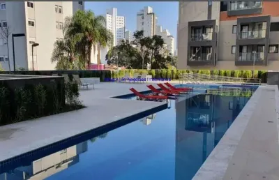 Condomínio com portaria, segurança 24hrs, piscina adulto e infantil, salão de festa, playground, hidromassagem, brinquedoteca e academia.