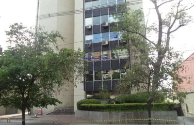 Conjunto comercial 204m², 02 banheiros e 04 vagas na garagem.  condomínio com recepção e segurança 24hrs.  excelente localização entre as ruas eliseu