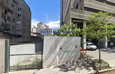Terreno 462m².  excelente localização á 10 minutos andando para a estação do metrô higienópolis-mackenzie; próximo as ruas itararé.