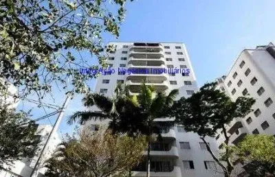 Apartamento 115m², 03 dormitórios (sendo 01 suíte), 02 banheiros e 02 vagas na garagem.  condomínio com portaria 24hrs, piscina aquecida