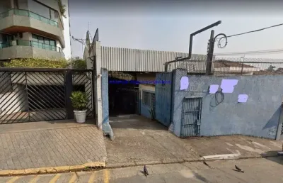 Galpão 864m², 03 banheiros e 03 vagas na garagem.  excelente localização á 6 minutos andando para a estação do metrô saúde