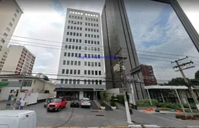 Conjunto comercial 67m², 02 banheiros e 01 vaga na garagem.  condomínio com recepção e segurança 24hrs.  excelente localização entre as ruas artur