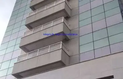 Conjunto comercial 37m², 01 banheiro e 01 vaga na garagem.   condomínio com recepção e segurança 24hrs.  excelente localização.