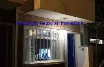 Sobrado residencial 90m², 02 dormitórios, 02 banheiros e 01 vaga na garagem.   excelente localização entre as ruas pais de araújo, pedroso alvarenga e