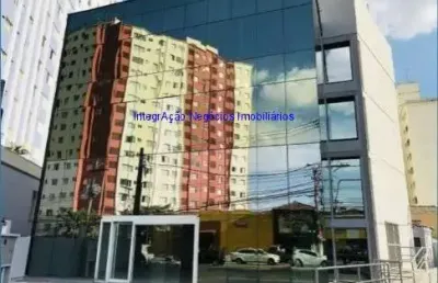 Prédio comercial 1.201m², 11 banheiros e 18 vagas na garagem.  excelente localização á 4 minutos andando para a estação do metrô vila madalena;