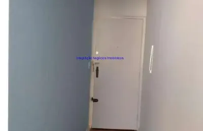 Apartamento 52m², 01 dormitório e 01 banheiro.  condomínio com portaria e segurança 24hrs.  excelente localização á 6 minutos andando para a estação