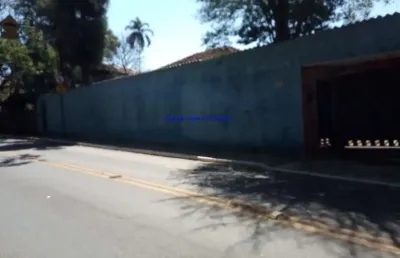 Casa 564m², 03 dormitórios (sendo 02 suítes), 03 banheiros e 10 vagas na garagem.   excelente localização entre as ruas alexandrina, mamud rahd e aven