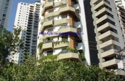 Apartamento duplex 185m², 02 dormitórios (sendo suítes), 03 banheiros e 03 vagas na garagem.  condomínio com portaria, segurança 24hrs, piscina, salão